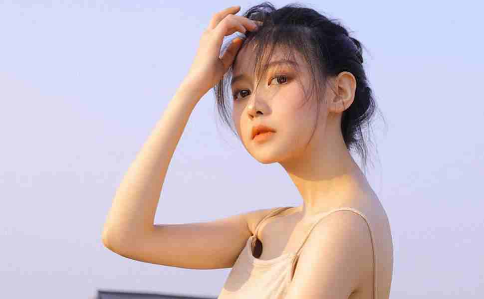 红杏出墙记